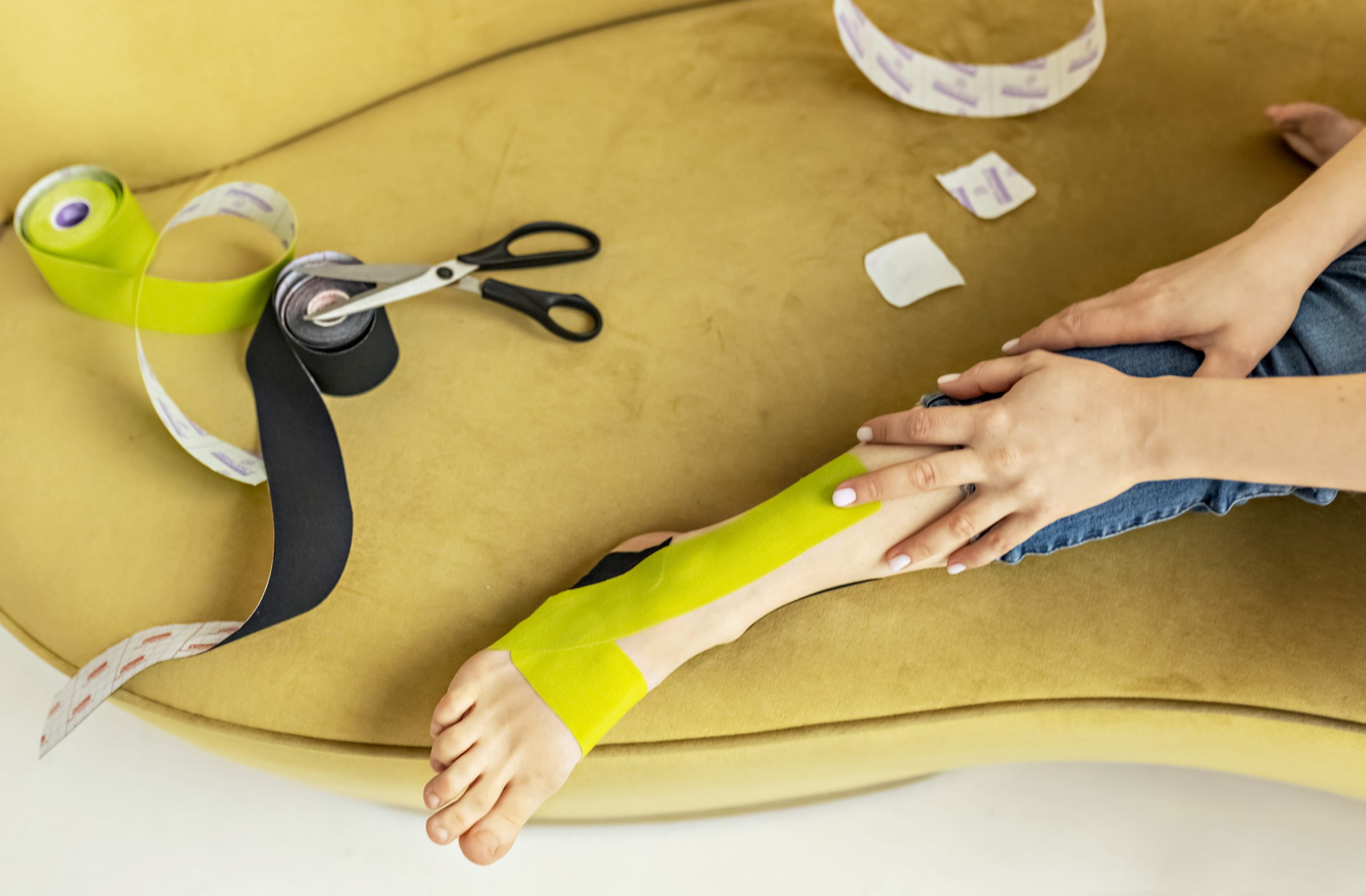 Dressing Tools for Arthritis Patients: Overcoming Joint Pain and Stiffness