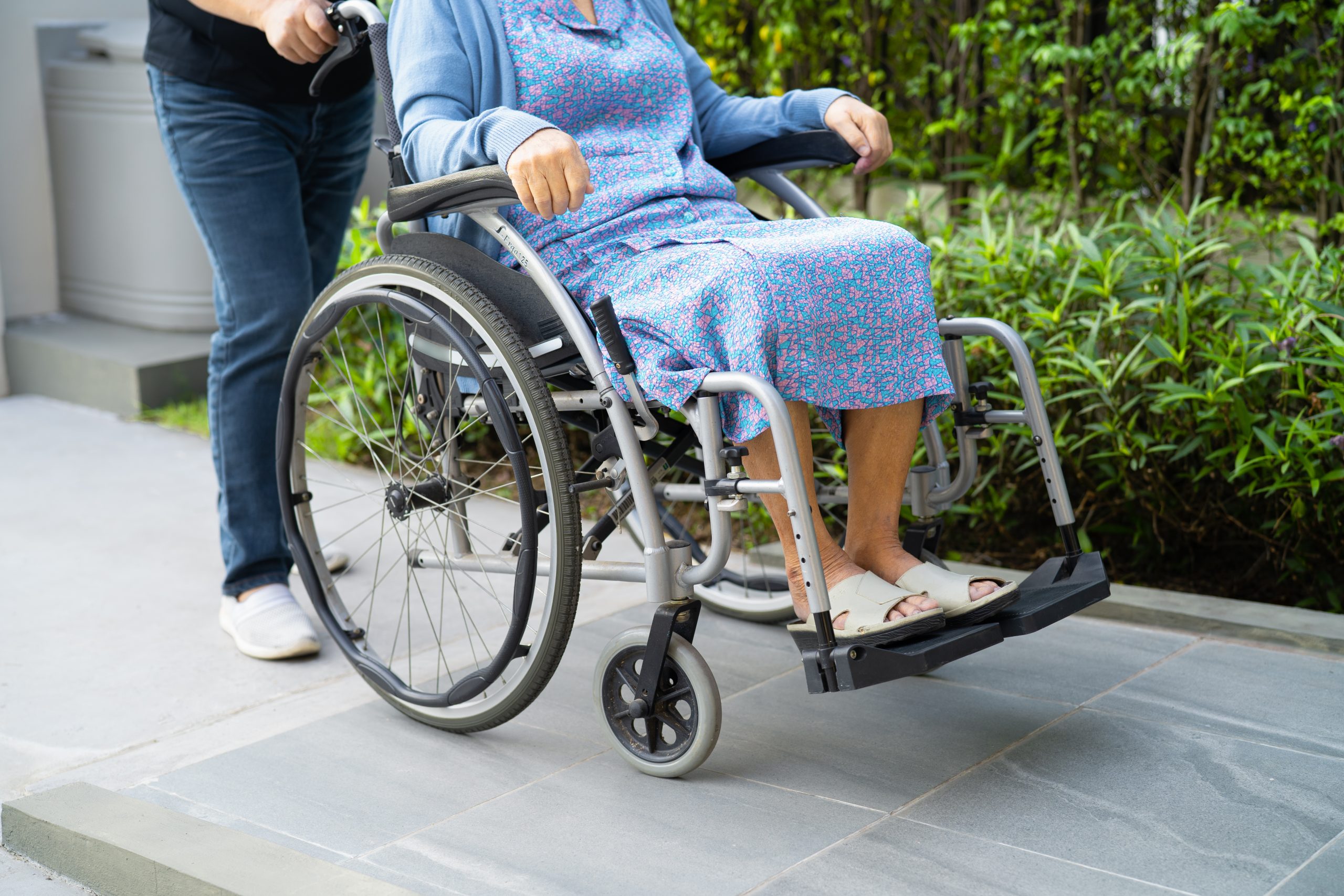 Comfortable Wheelchair Cushions for Seniors: Preventing Pressure Sores and Improving Comfort