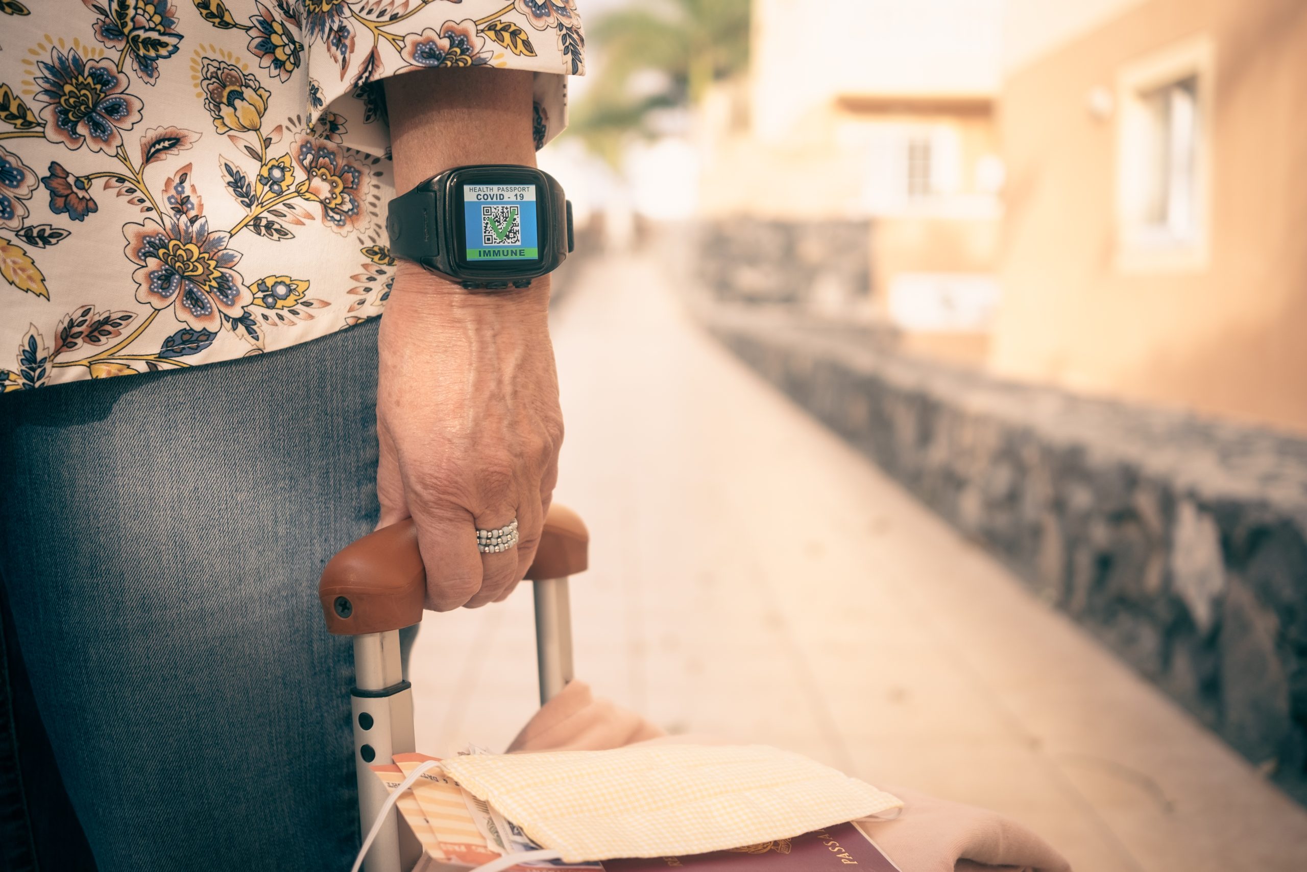 Fall Detection Devices for Seniors at Home: Automated Help in Your Time of Need