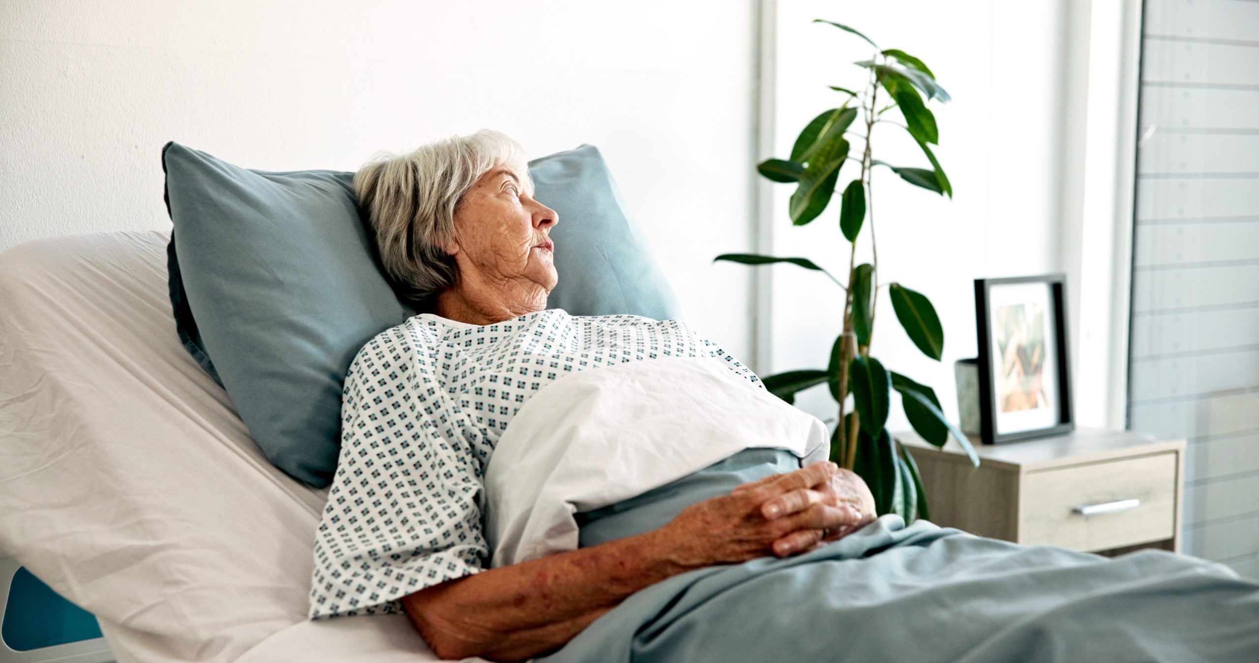 Benefits of Hospital Beds at Home: Enhancing Senior Independence in 2026