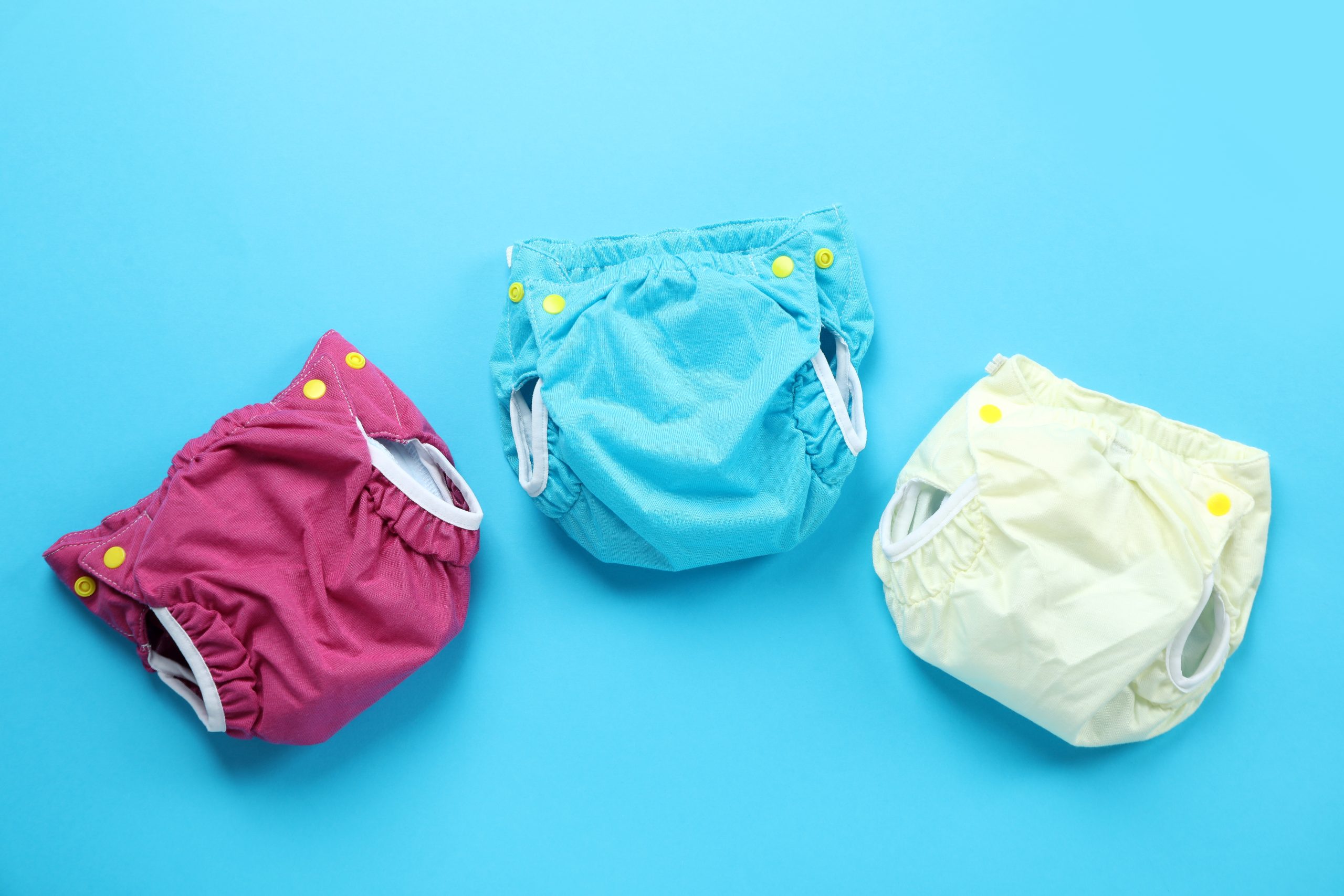 Disposable vs Reusable Adult Diapers: Pros and Cons for Seniors in 2026