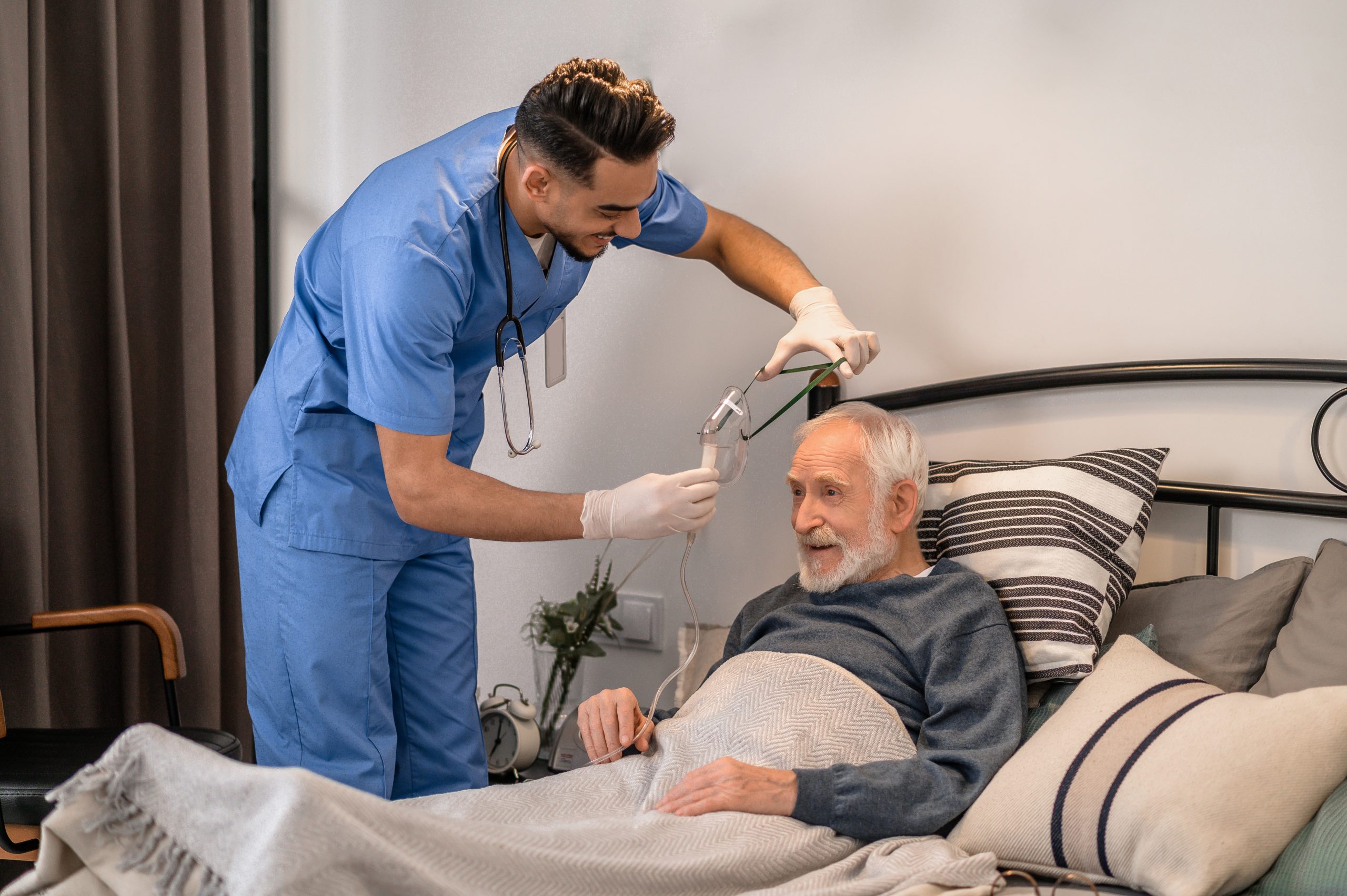 Electric vs Manual Hospital Beds: Which Is Better for Home Care in 2026?
