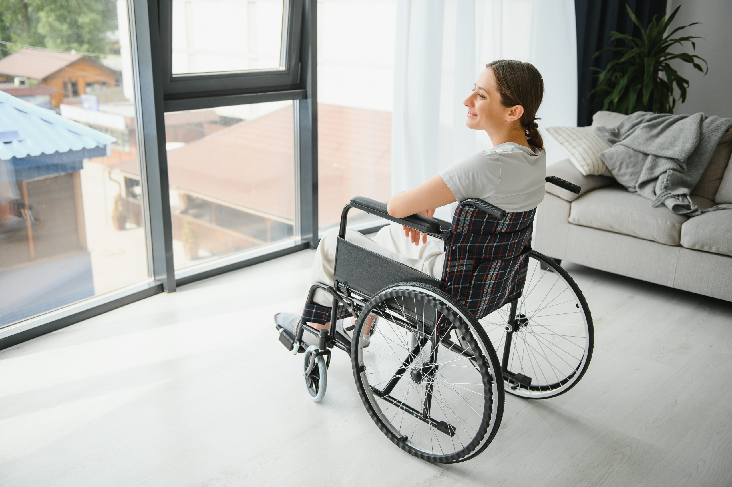 Best Wheelchairs for Small Apartments: Maximizing Maneuverability in Tight Spaces